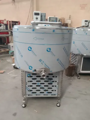 200 Lt  Vertical Type Milk Cooling Tank - 2