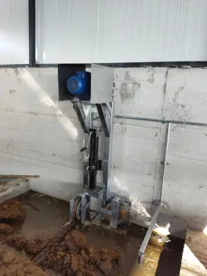 Manure Scraper - 5